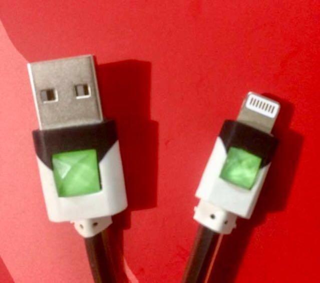Data and Charging Cable for iPhone/iPad (Category: Chargers & Cables) located in Quezon City. Submitted by yingthrift.ph (Listing ID 193982508, Image 1). Description: - Compatible with iPhone 5 and up - Compatible with later iPad models - 100% functional and with box - Stated price is the LAST PRICE..