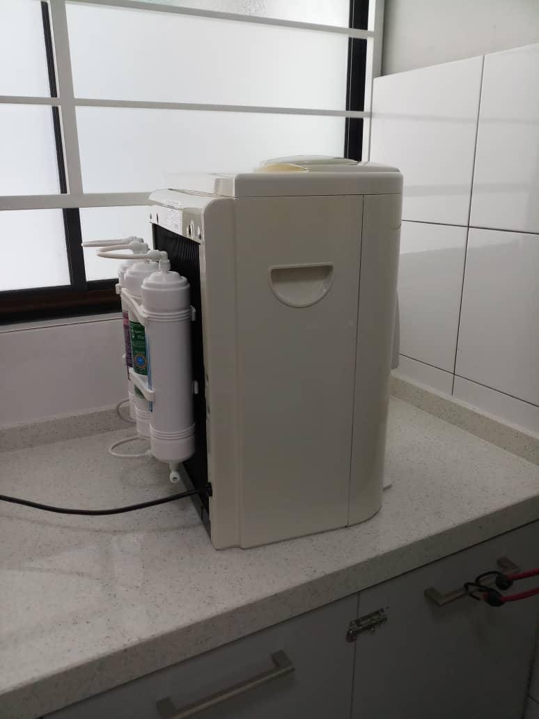 Delcol water dispenser (hot, warm, cold) with direct piping, TV & Home