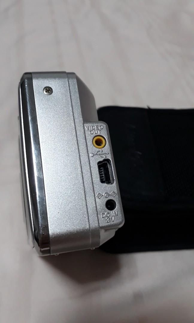 FUJIFILM FinePix A500 Digital Camera, Photography, Cameras on Carousell