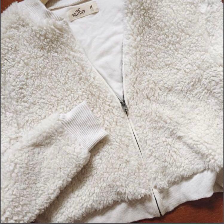 Hollister fluffy jacket Women s Fashion Coats Jackets and