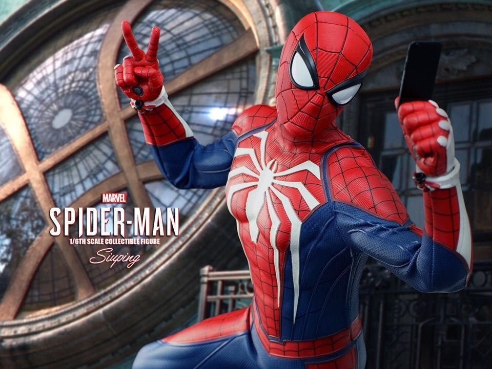 Hot toys spiderman advanced suit hotsell