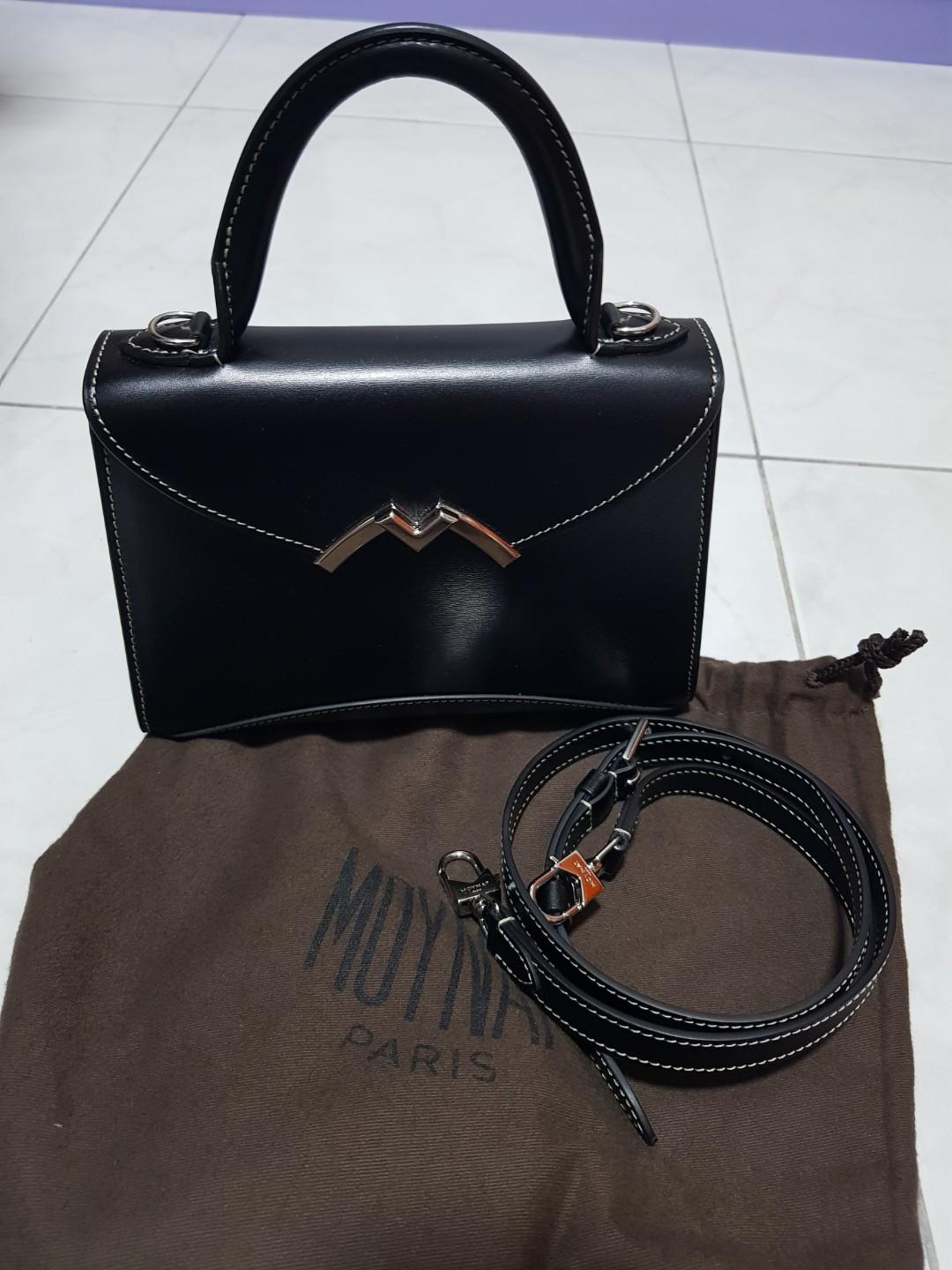 Moynat GABRIELLE Bb size ❤️ $30600 港元🌸 直接找小妹🤩🤩🤩 黑色金/ 銀扣🥳