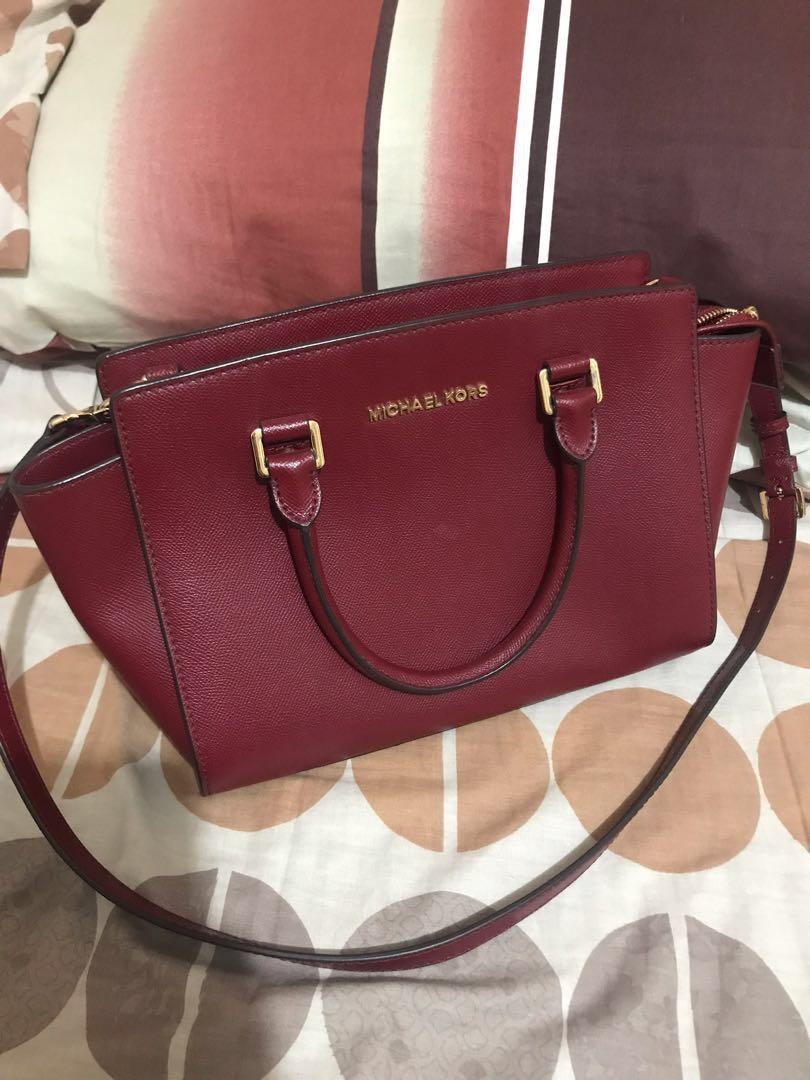michael kors selma maroon