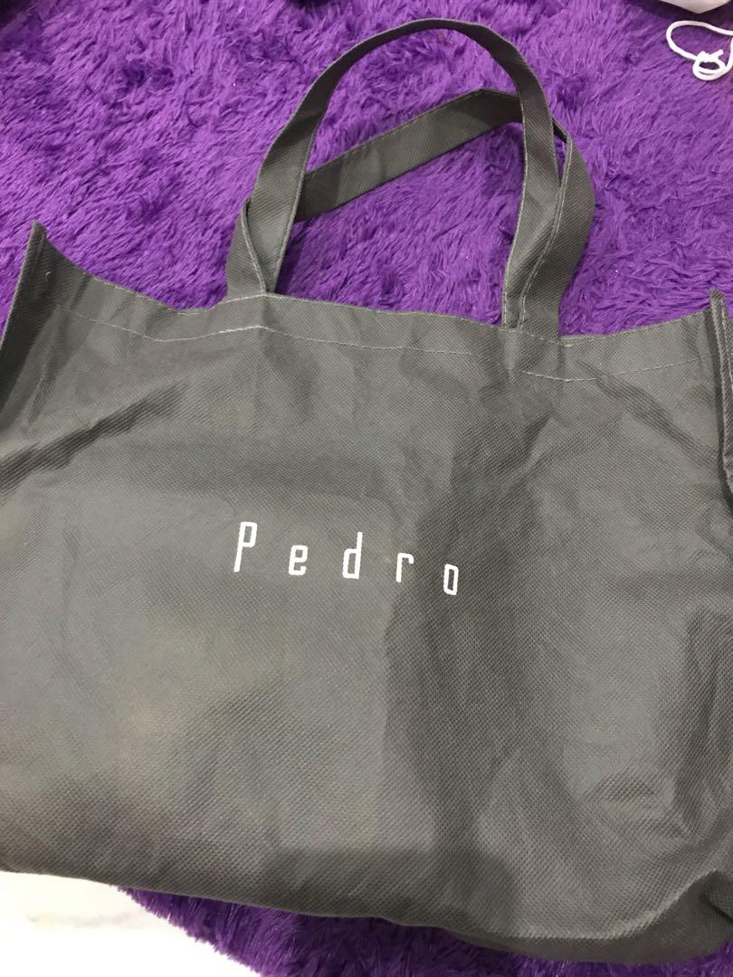 Dust bag on sale pedro