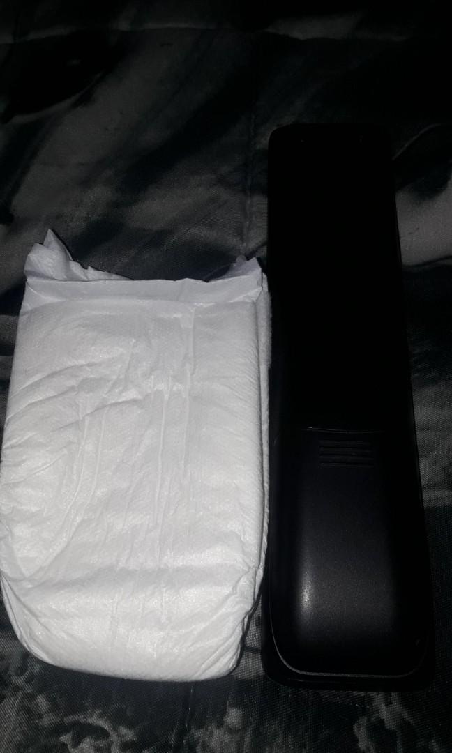 Premature Babies Pampers, Babies & Kids, Bathing & Changing, Diapers