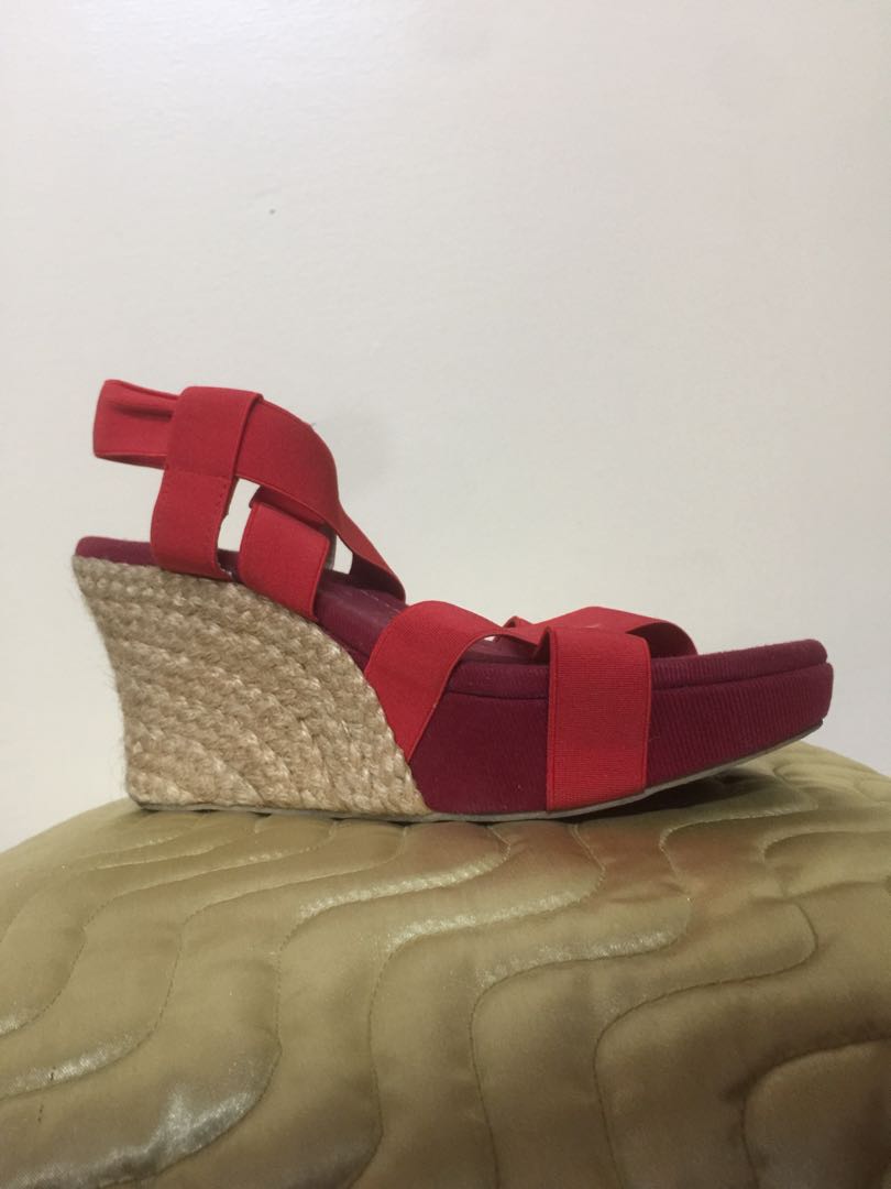 Red Wedge Heels | Abaca, Women's Fashion, Footwear, Heels on Carousell