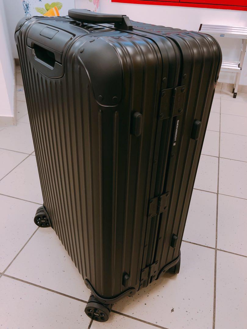 rimowa topas stealth 26