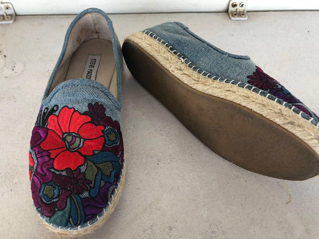 Steve madden floral loafers top