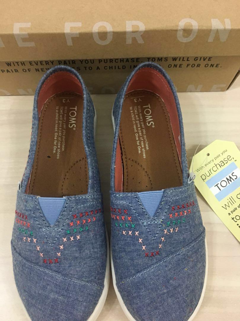 toms classic shoes