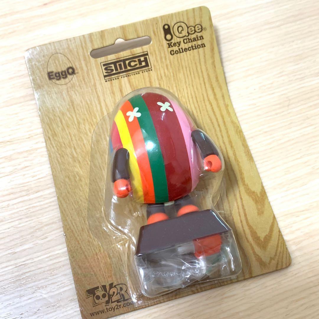 TOY2R Qee Egg Figure Collection, 興趣及遊戲, 玩具 & 遊戲類 Carousell