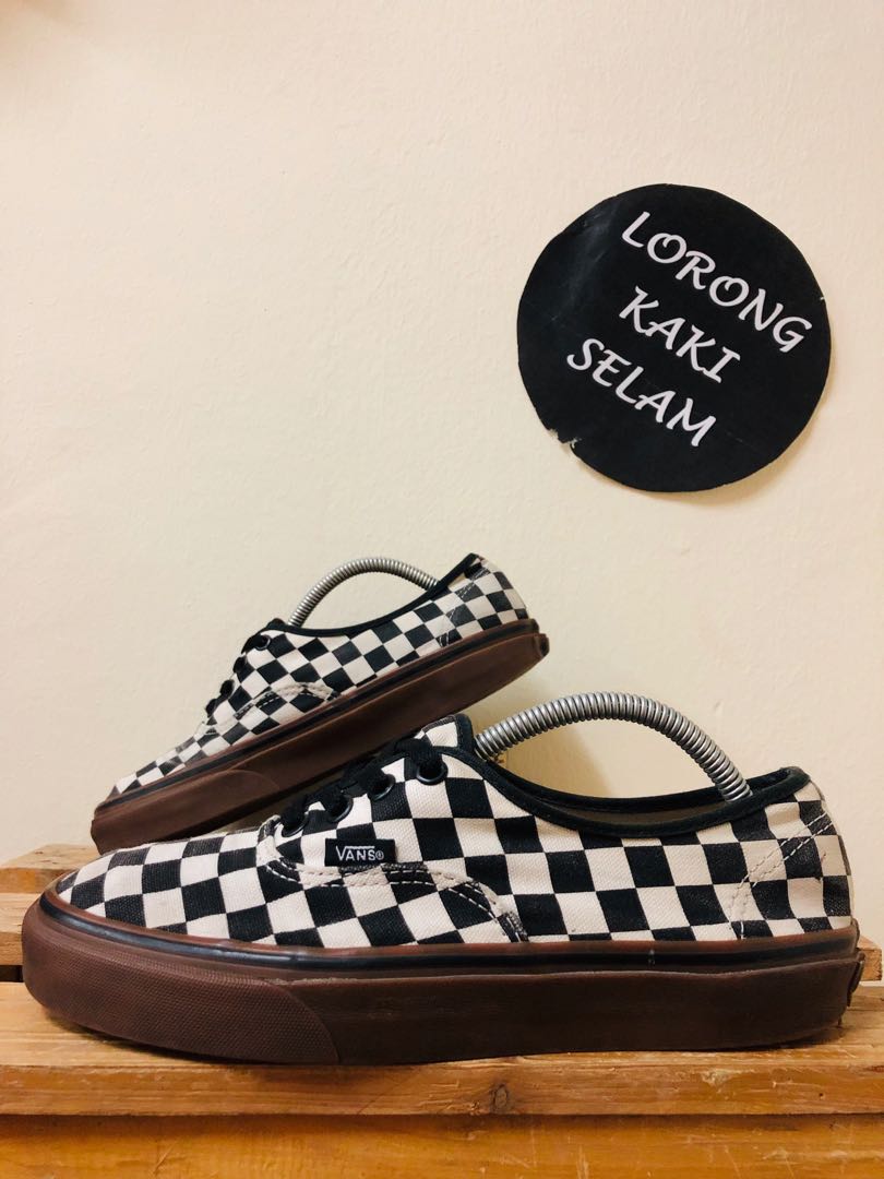 vans checkerboard gumsole