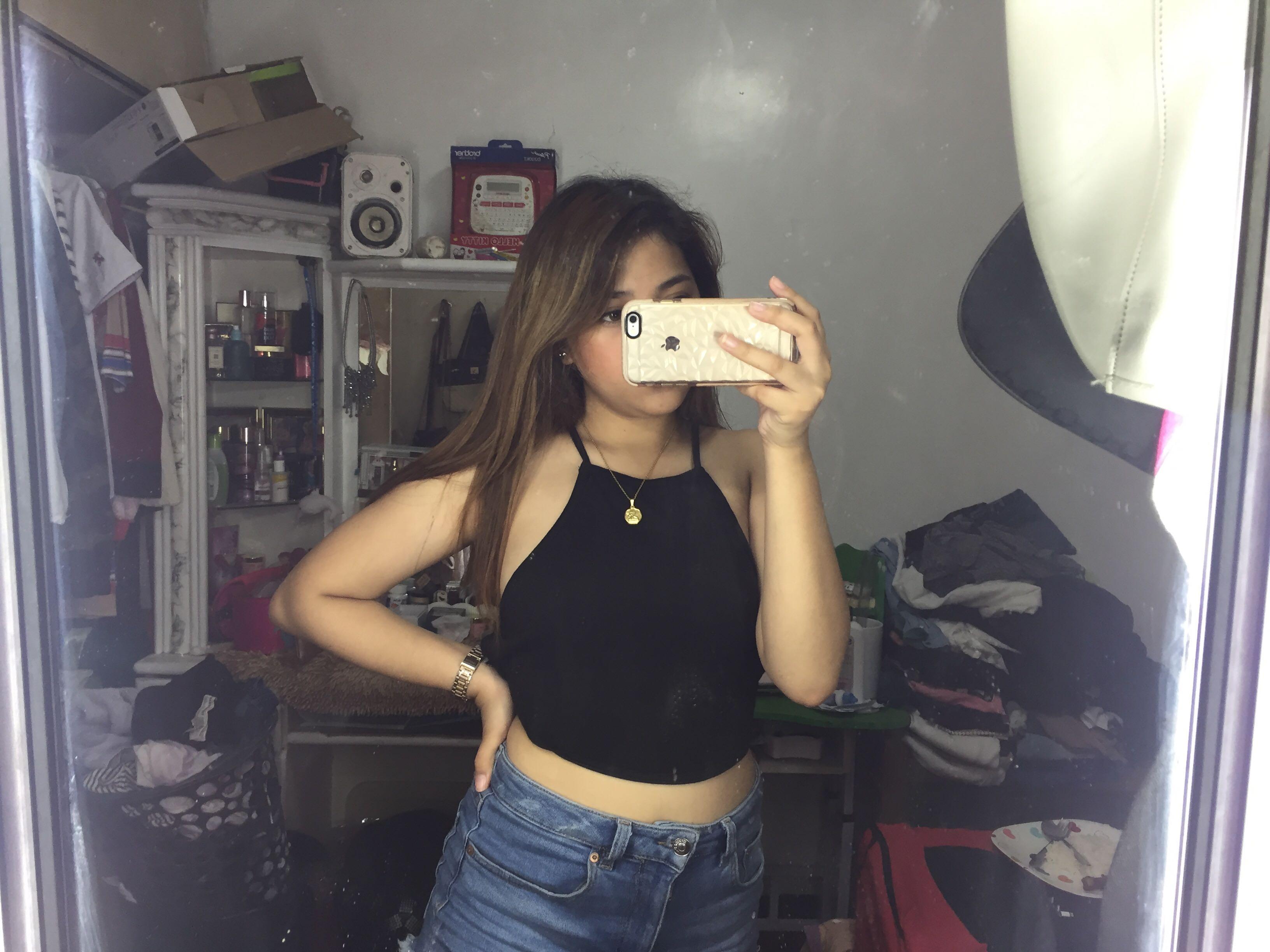 Zaful crisscrossed back top (Category: Sleeveless) located in Las Pinas. Submitted by _audi (Listing ID 233587221, Image 1). Description: never been used .