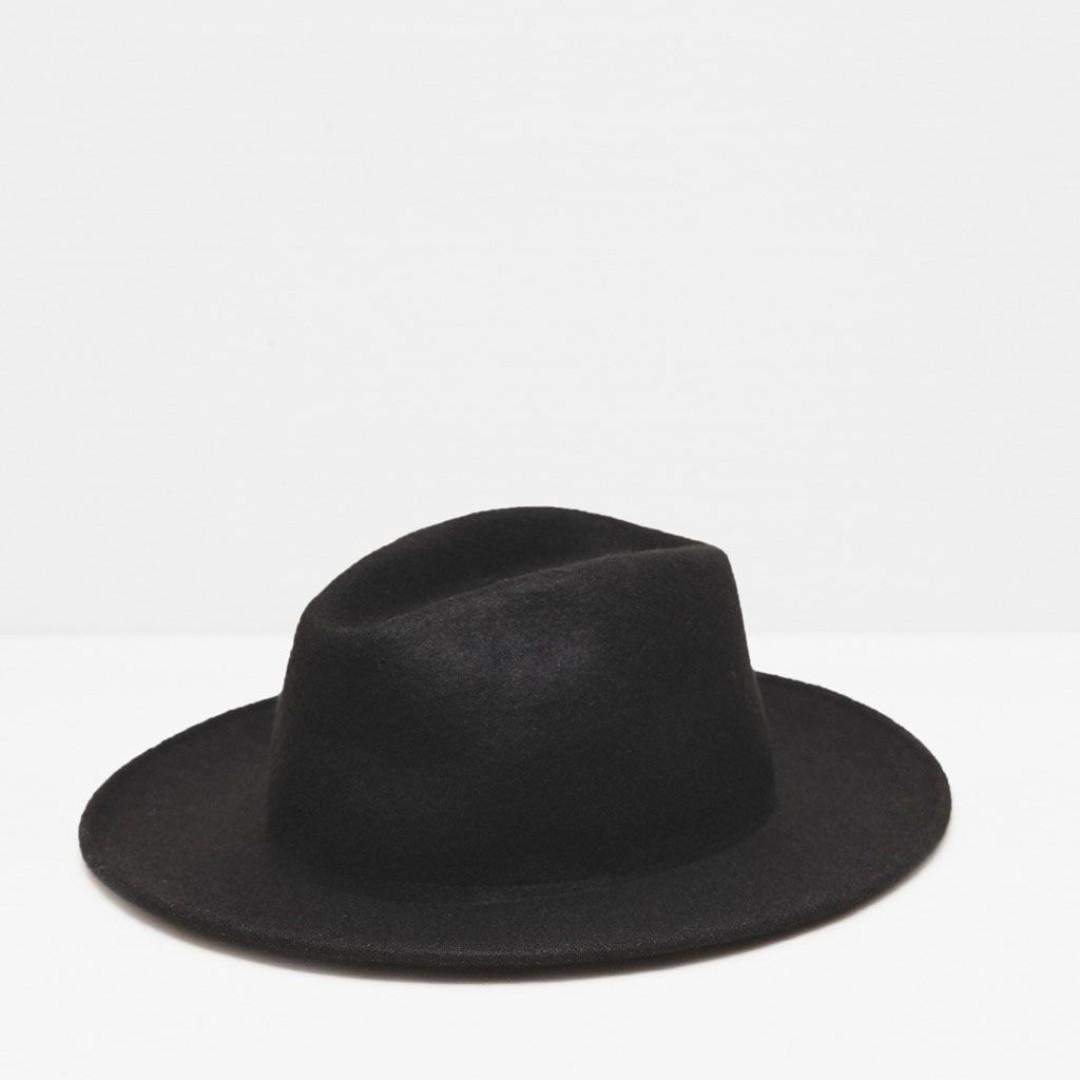 Zara store mens hats