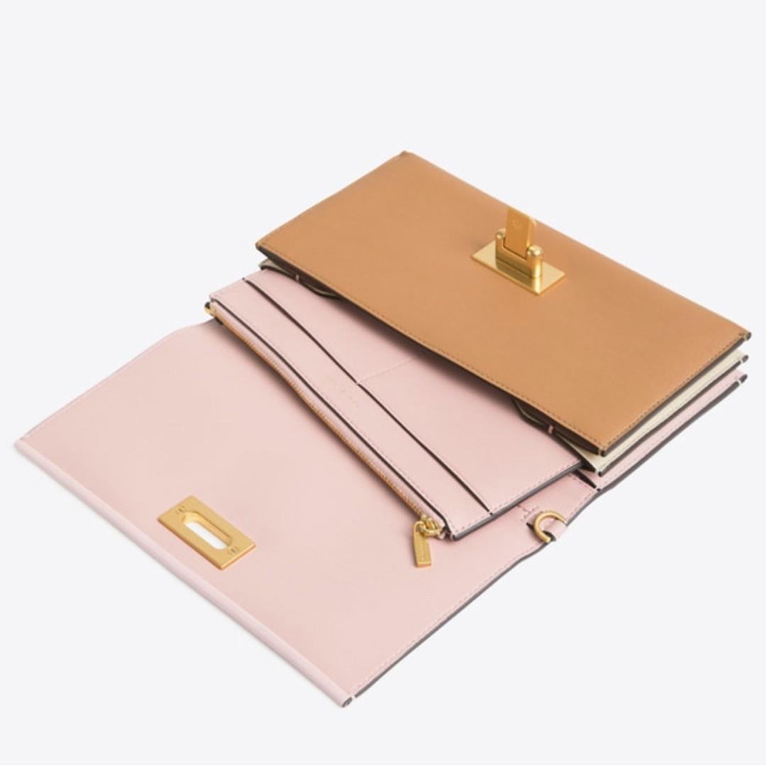 Tory sales burch carmen