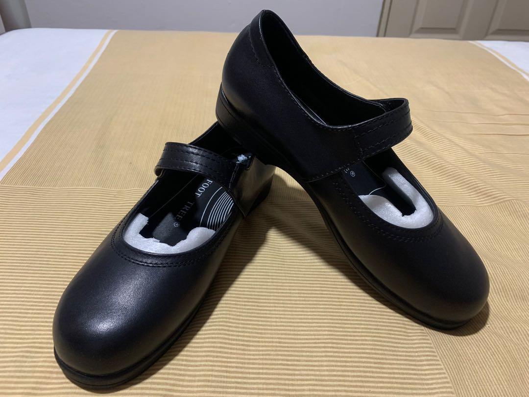 black leather shoes for nursing school