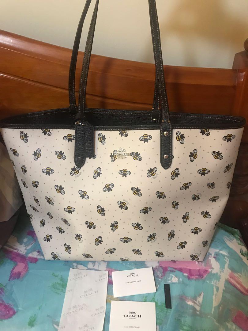 coach bee tote