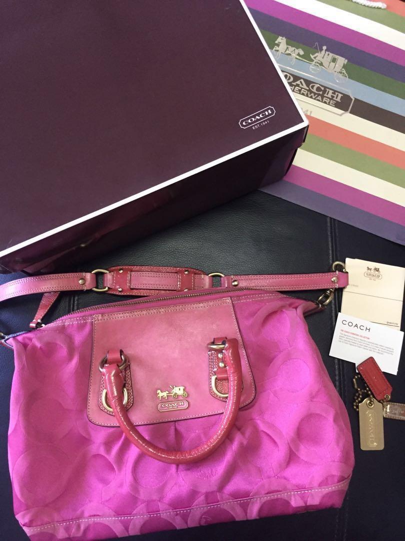 coach shoulder bag pink