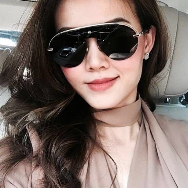 Dior sunglasses sales star