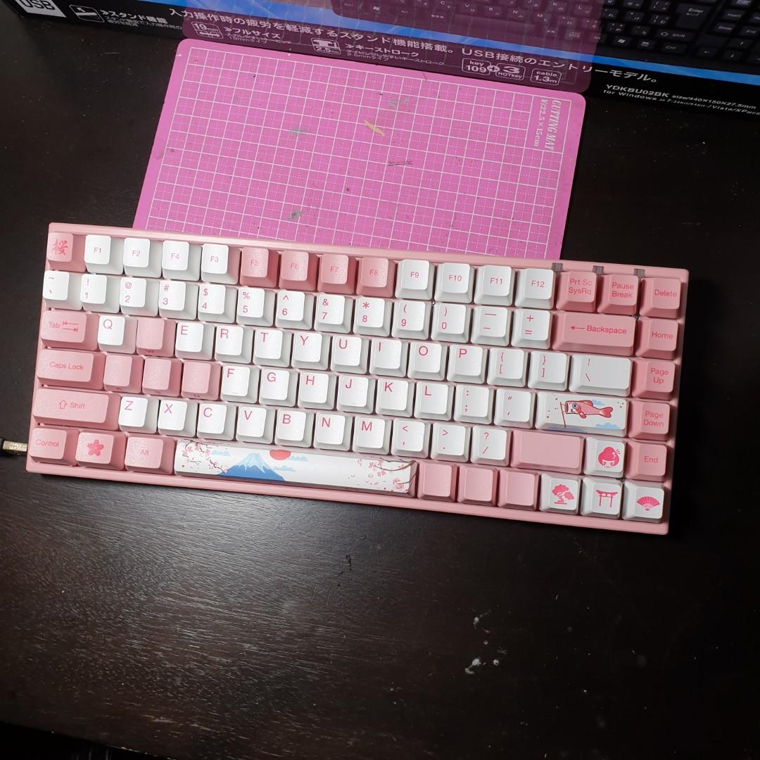 Ducky X Akko keyboard sakurai and mount fuji custom keycaps , Computers
