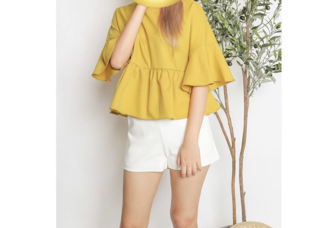 yellow flare sleeve top