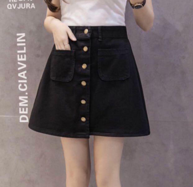 black button a line skirt