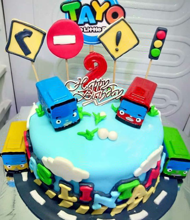 Kue Ulang Tahun Tayo Makanan Minuman Kue Kue Di Carousell Kue tart ultah gambar tayo. kue ulang tahun tayo