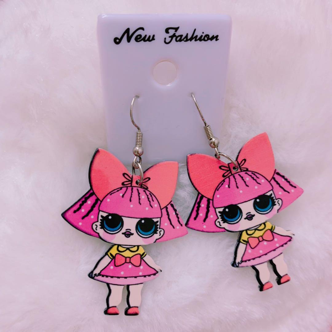 LOL doll earring