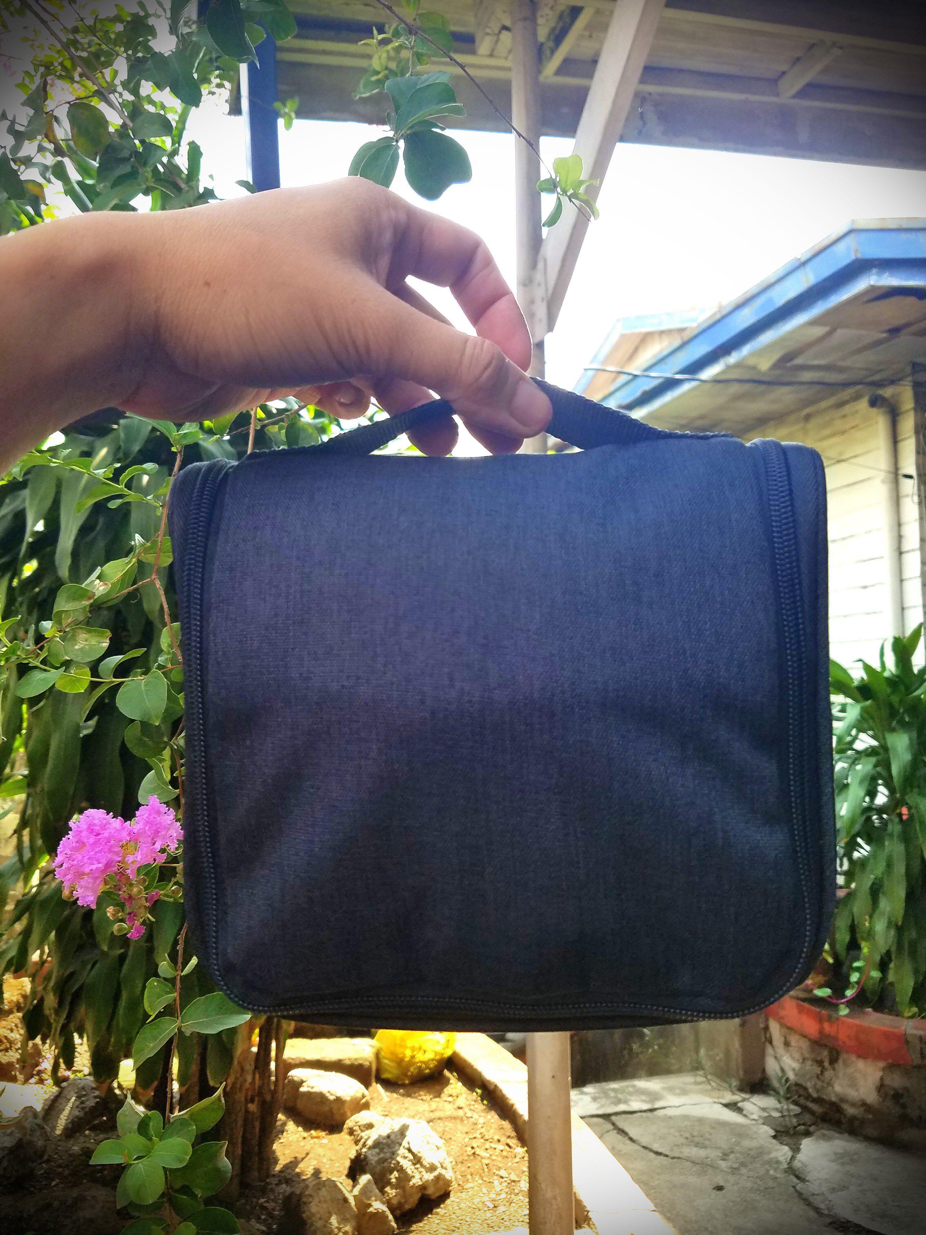 Muji Hanging Travel Case Grey, Hobbies & Toys, Travel, Travel