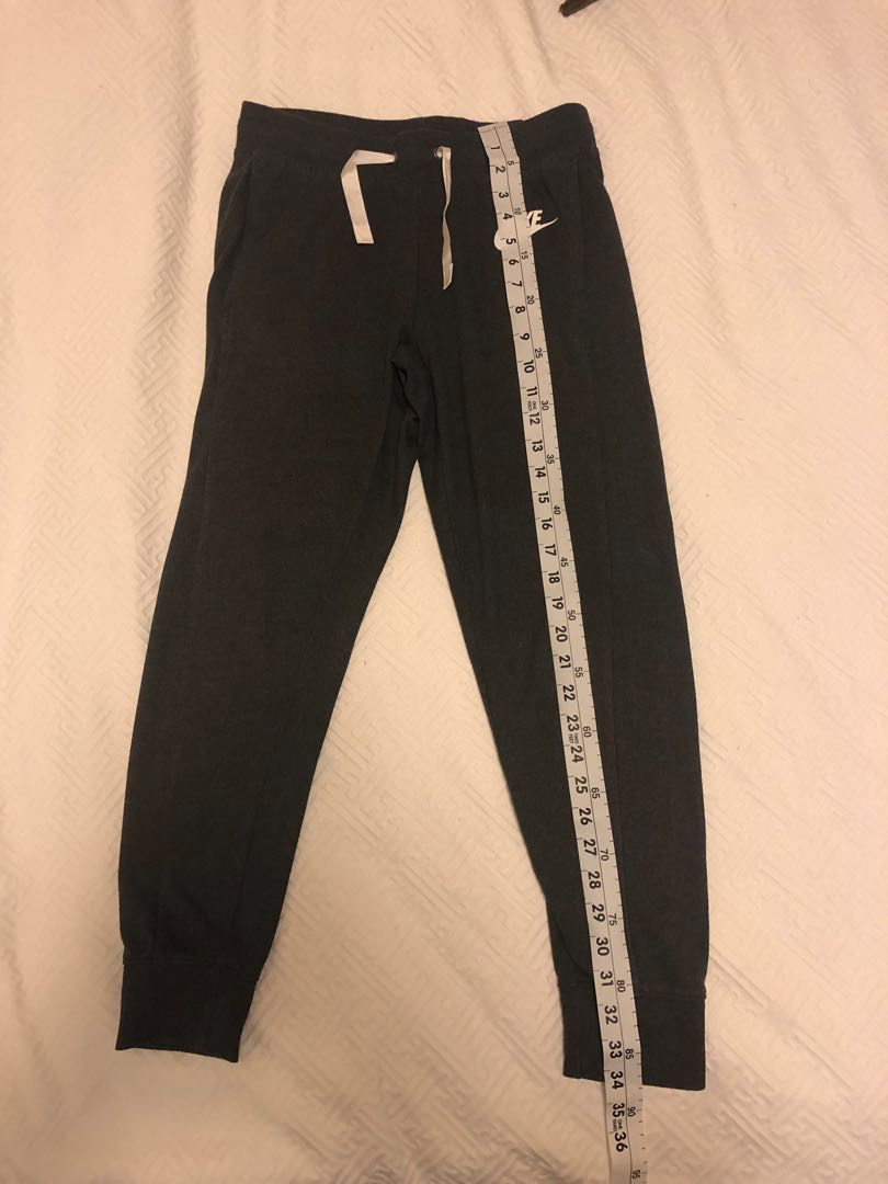 charcoal grey sweatpants