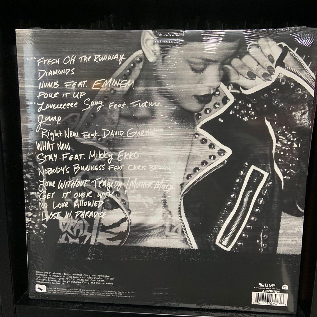 Rihanna Unapologetic Vinyl Record Music Media Cds Dvds Other Media On Carousell