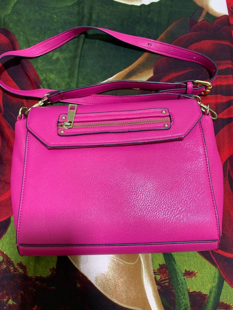 Samantha And Chouette Sling Bag Luxury Bags Wallets Sling Bags On Carousell Samantha And Chouette Sling Bag Luxury Bags Wallets Sling Bags On Carousell