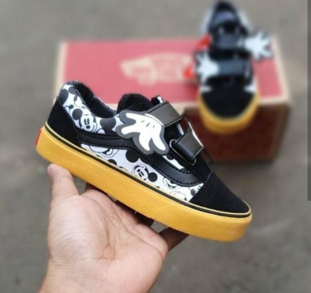 Sepatu Vans Anak Bayi Anak Baju Anak Laki Laki 1 Hingga 3 Tahun Di Carousell