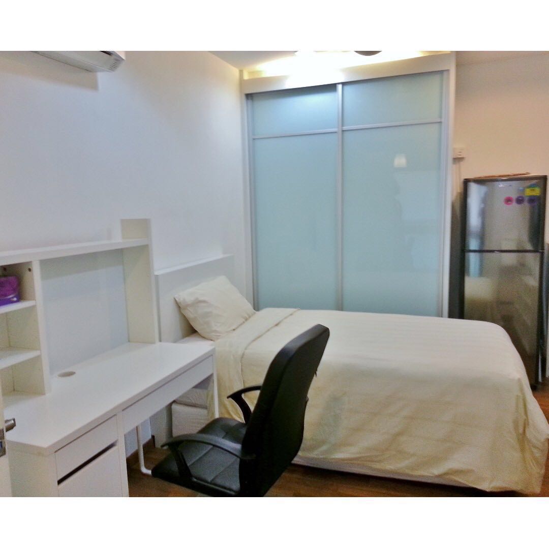 Studio in Chuan Park Condo walk to Lor Chuan MRT, Property, Rentals