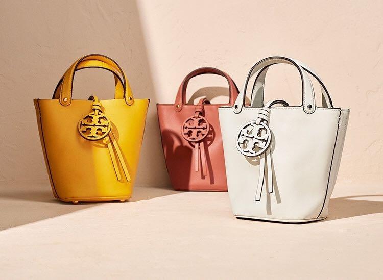 Tory Burch Miller Straw Mini Bucket Bag Outlet (Crossbody
