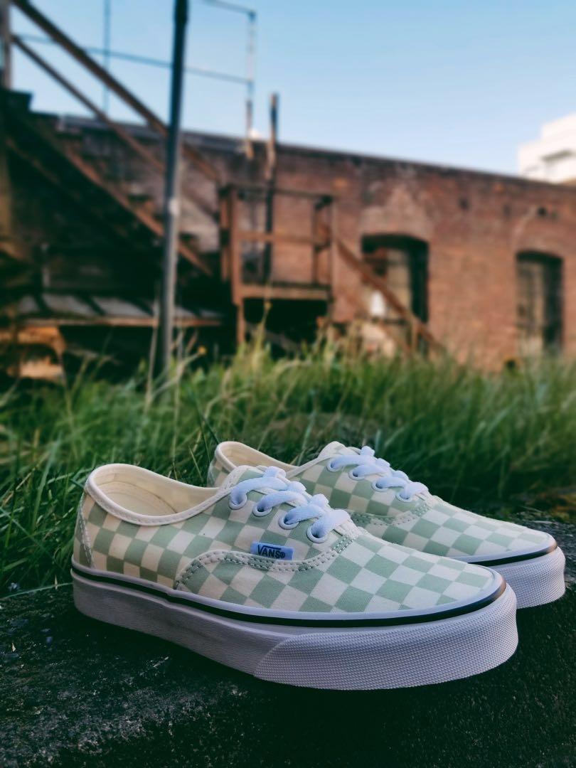 Bageri Tick Privilegium VANS Authentic Checkerboard Ambrosia Trainers, Women's Fashion, Footwear,  Sneakers on Carousell