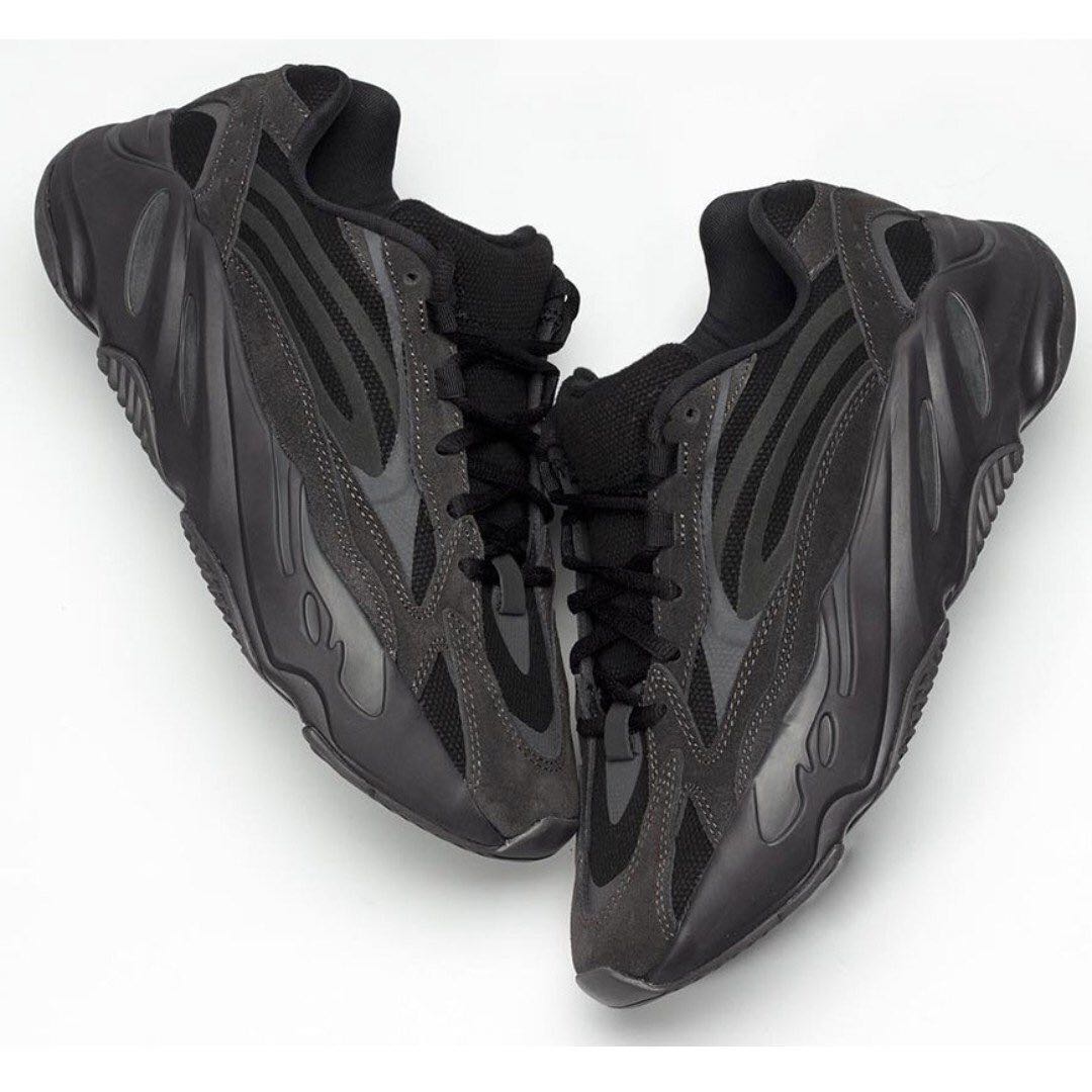Adidas yeezy boost 700 v2 adults hotsell