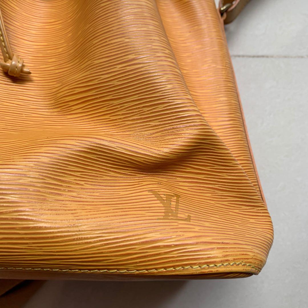 Authentic Louis Vuitton Mustard Yellow Noe Pm Bucket Bag, Luxury, Bags & Wallets on Carousell