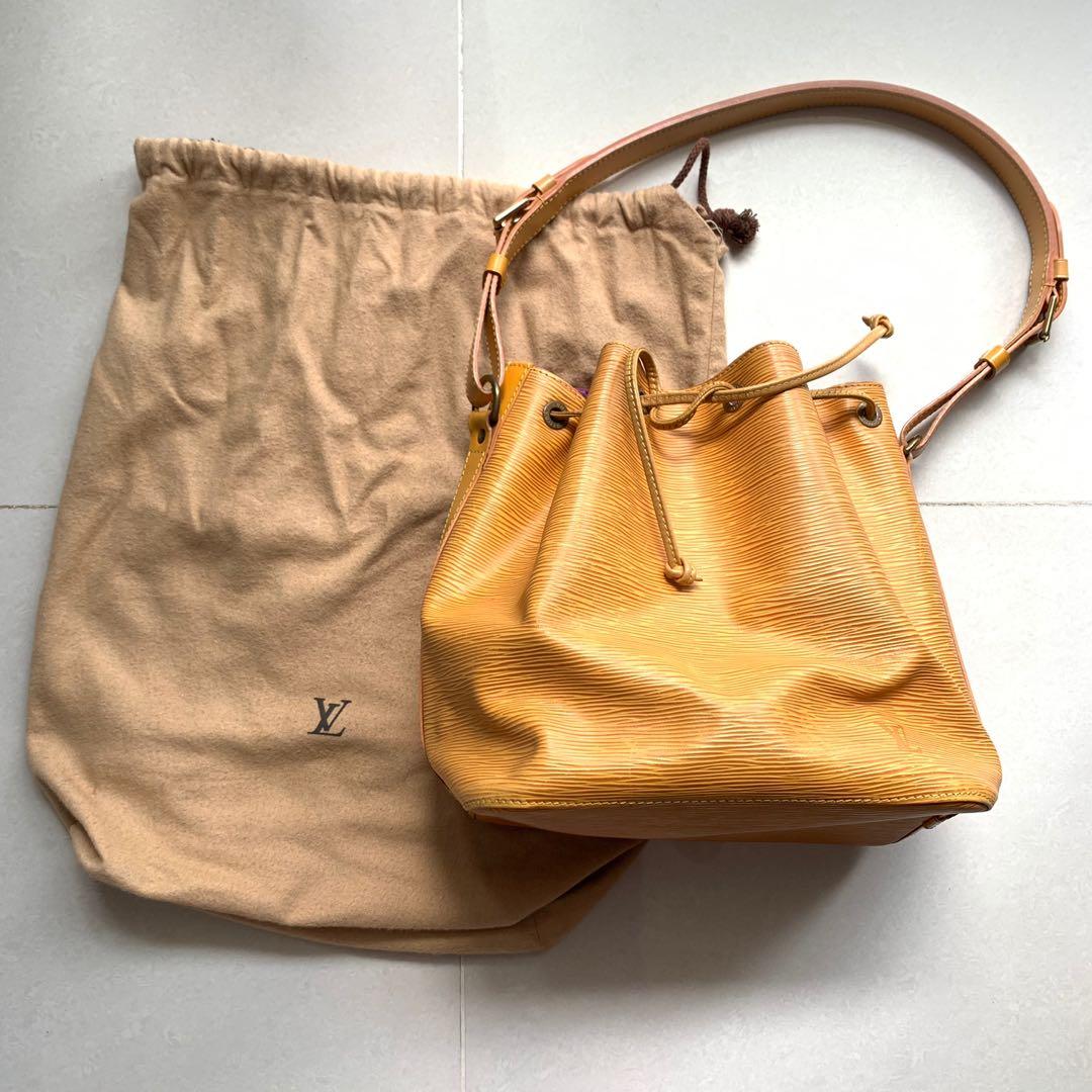 Louis Quatorze Bucket Bag, Luxury, Bags & Wallets on Carousell