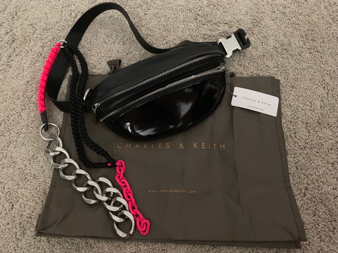 Belt bag deals with chain strap