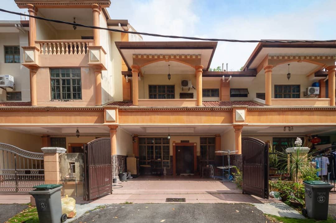 Double Storey House Taman Desa Melati Bandar Baru Nilai Nearby Aeon Nilai For Sale Property For Sale On Carousell