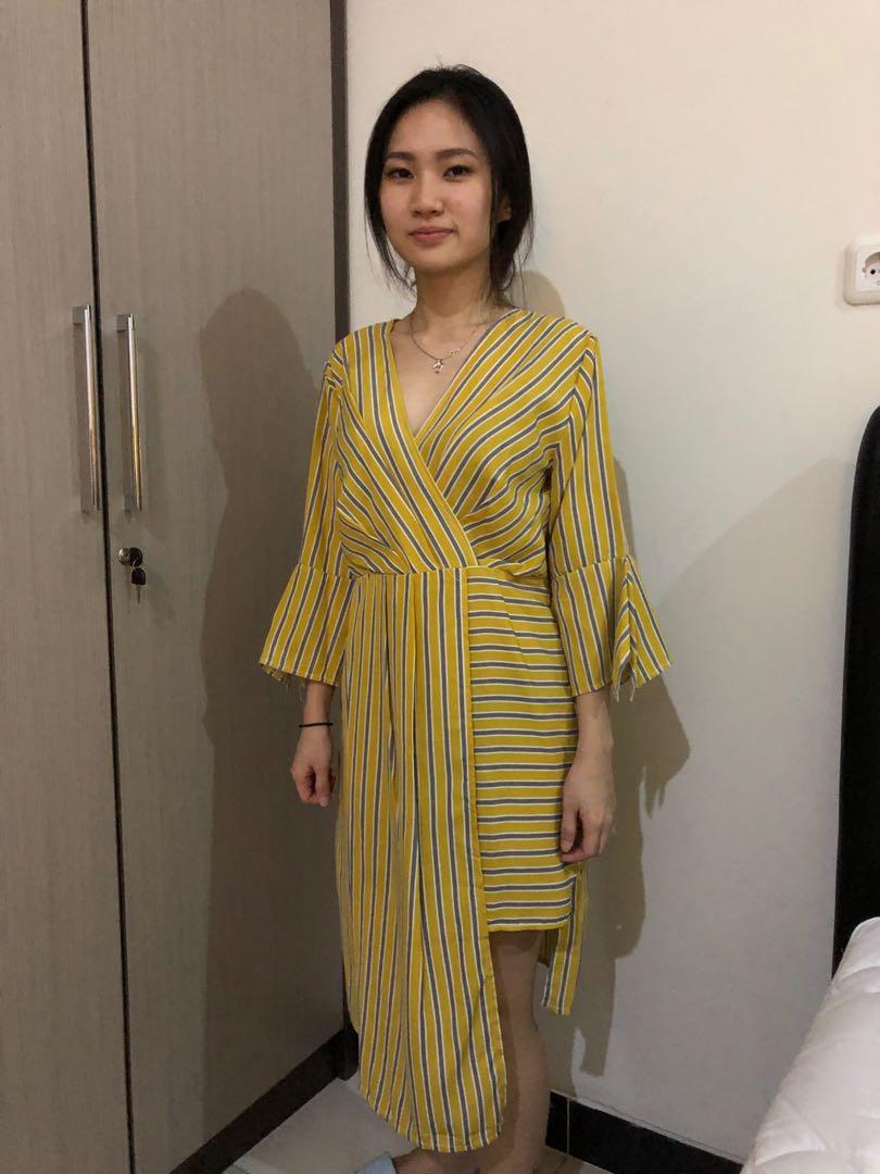 Ootd Buat Undangan - Padu Padan Baju Tunik Batik Ini Oke Untuk Pesta