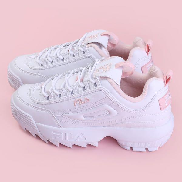 Bryde igennem dagbog bænk FILA Disruptor II, Women's Fashion, Footwear, Sneakers on Carousell