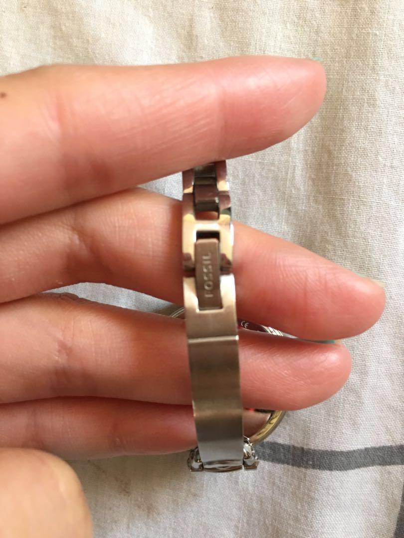 Fossil es3083 on sale