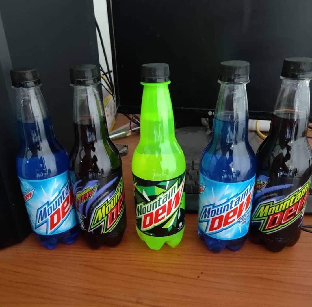 TERLARIS! MOUNTAIN DEW!ðŸ˜ðŸ˜ðŸ˜ MINUMAN TOXIC YANG DIINCER BNYAK ORG! READY  BUANYAK BOSQUEEE!ðŸ˜Ž HABIS MINUM INI AUTO JADI HULK WKWKWK GASSSSSSðŸ’£ðŸ’£ðŸ’£