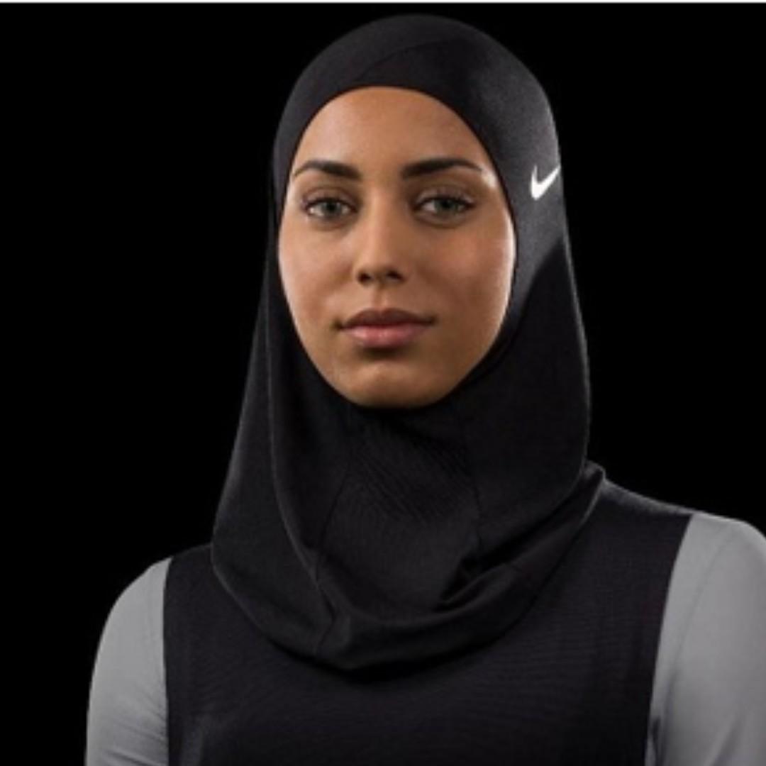nike headscarf