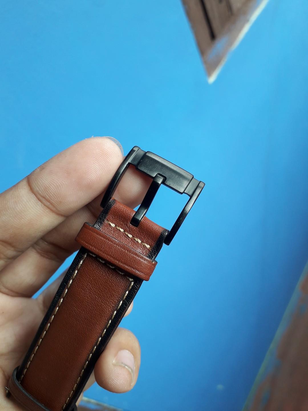 Harga strap on sale jam fossil
