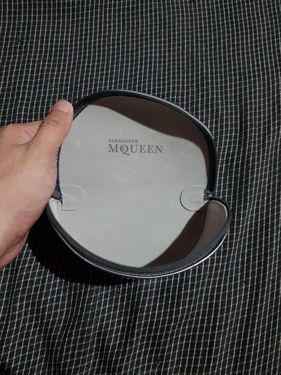Authentic Alexander McQueen Sunglasses Dark Tortoise AMQ 4213 (Category: Sunglasses & Eyewear) located in Manila. Submitted by snephysephy (Listing ID 234180519, Image 2). Description: Alexander Mcqueen Color: Dark Tortoise Model: AMQ 4213 Condition: 9/10.