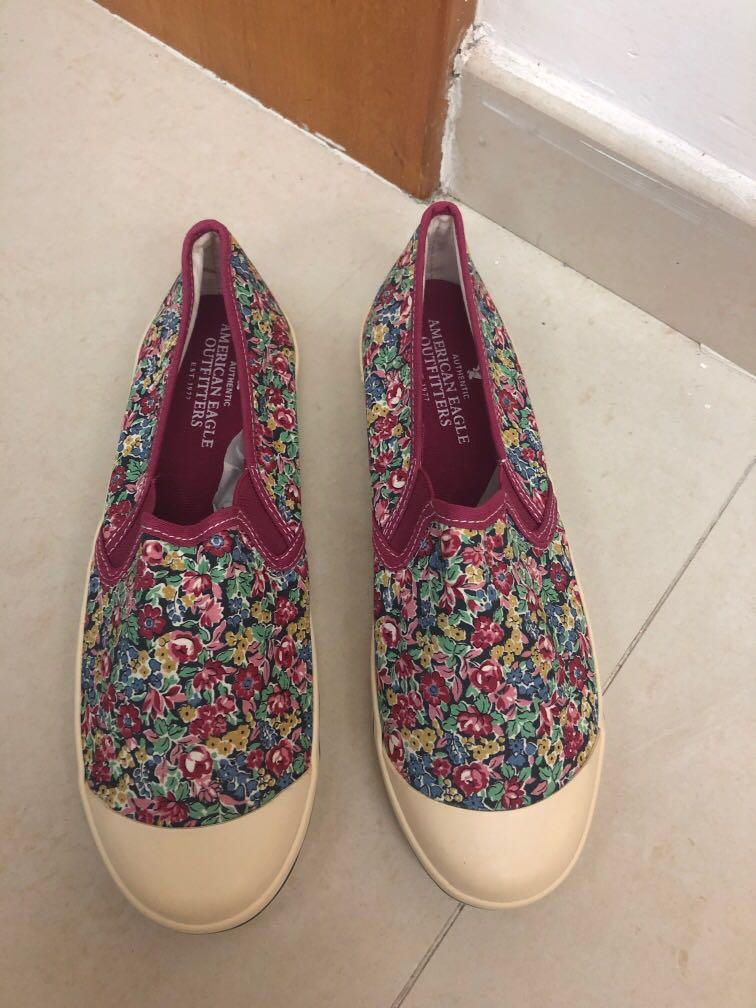 american eagle slip ons