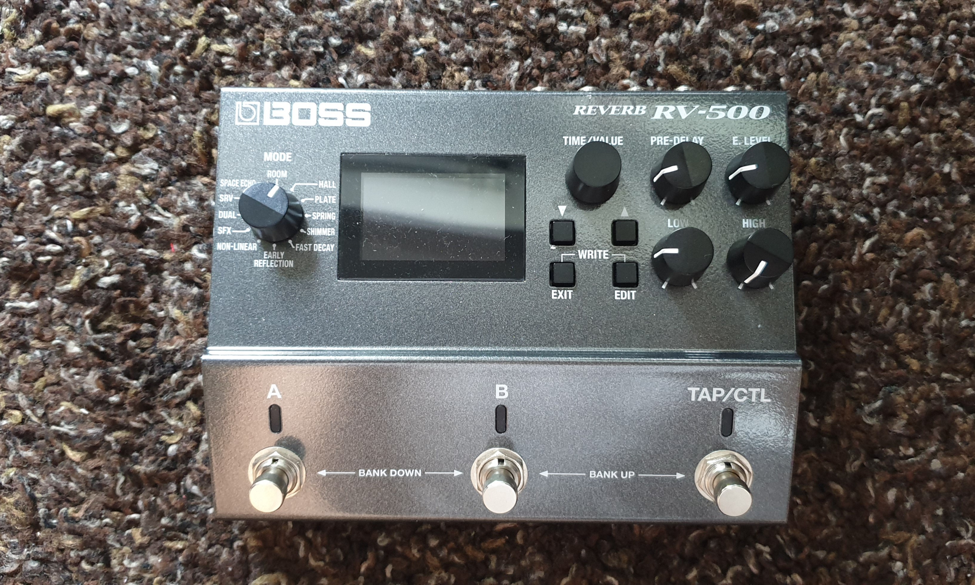 Boss RV-500, Hobbies & Toys, Music & Media, Music Accessories on Carousell