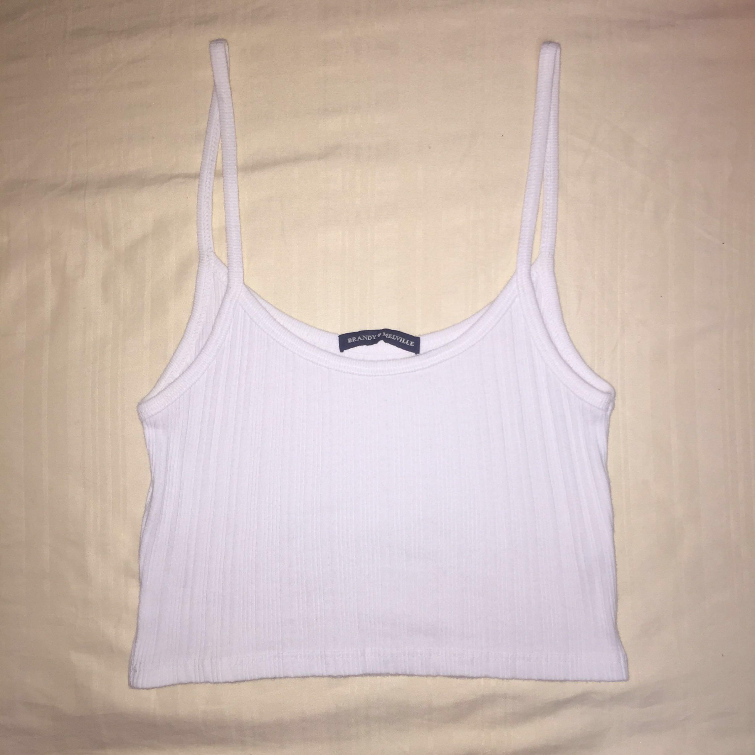 Brandy Melville White Ribbed Skylar Tank Women S Fashion Tops Other Tops On Carousell